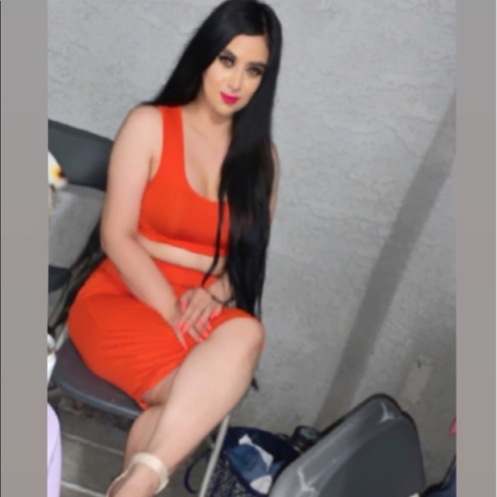Meet your Posher, Mayra